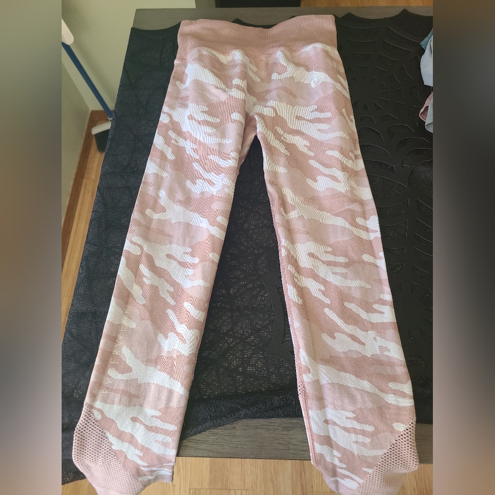 Pink Camo Ryderwear Leggings